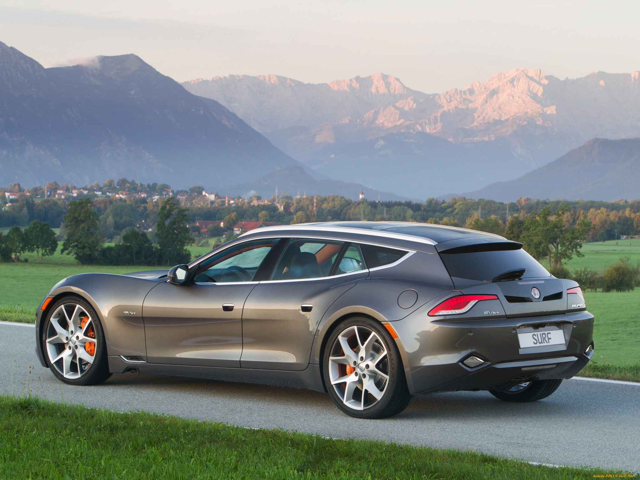 Спорткар Fisker Karma